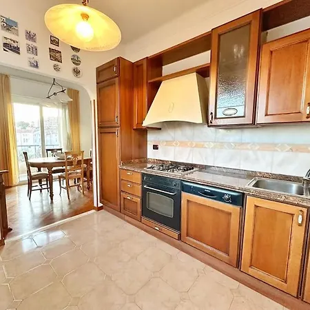 Penthouse Vista Mare - Portosole Apartment